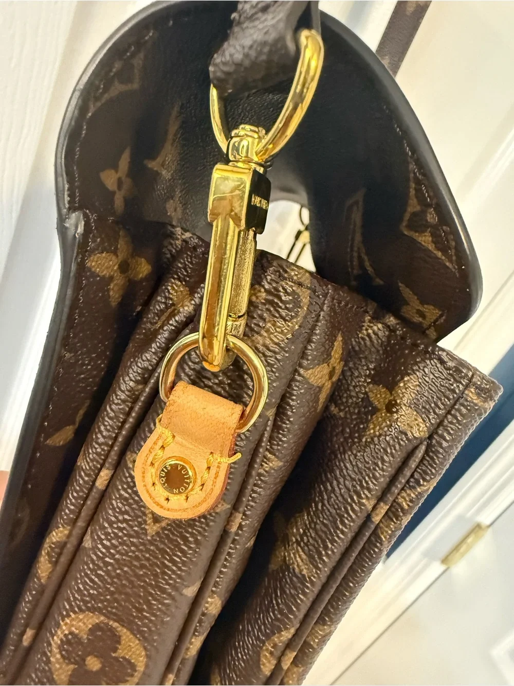 Louis Vuitton Pochette Métis Monogram Canvas Crossbody in Brown and Tan